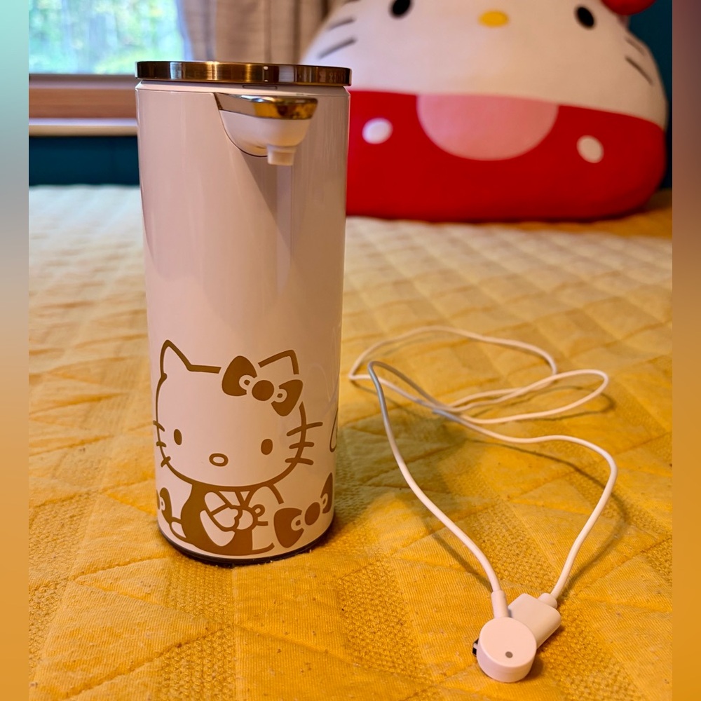 simplehuman x Hello Kitty Soap Dispenser